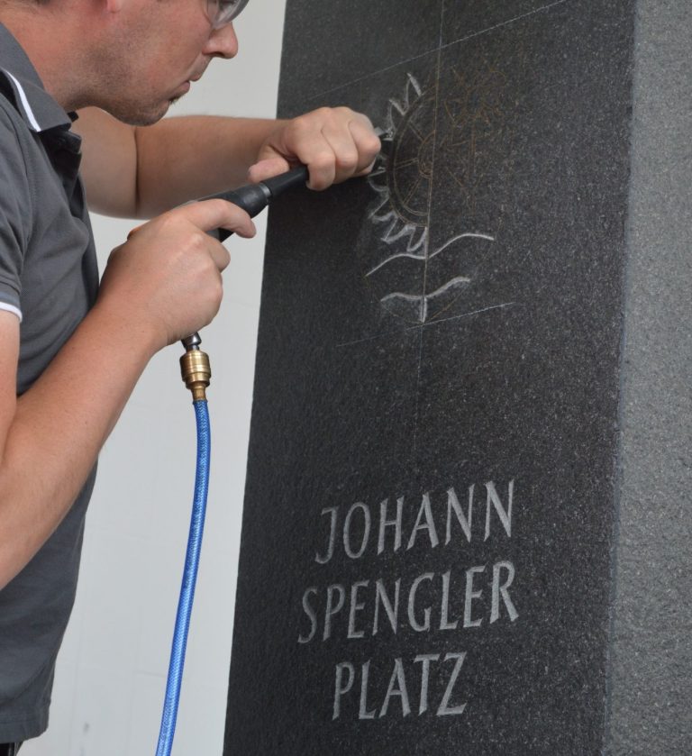 Fliesenlegerbetrieb Projekt